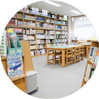 Artful Readers: Participate in a Library Program Badge